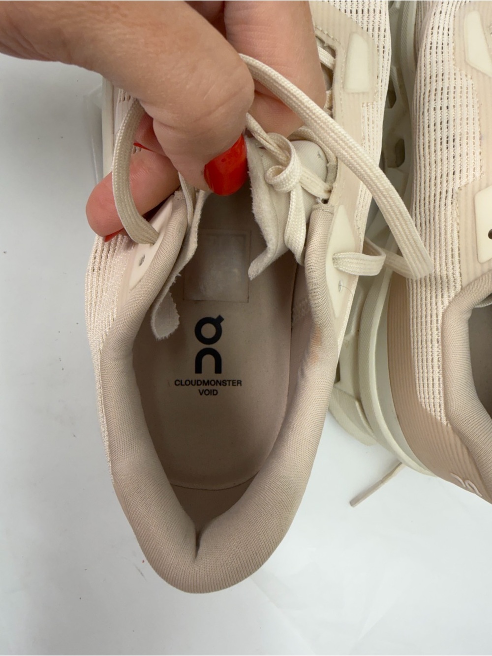 On Cloudmonster Void Sneaker in Dew & Ivory lace-up - Picture 6 of 7